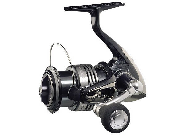 อยากทราบรอกshimano excence c3000m ใช้งานดีไหมถ้าเทียบกับtwin c3000 mg