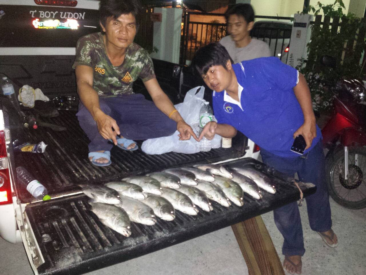ทริปส่ง้ท้าย กับ ทีมงานหลังคัน มันกะ กระพง 