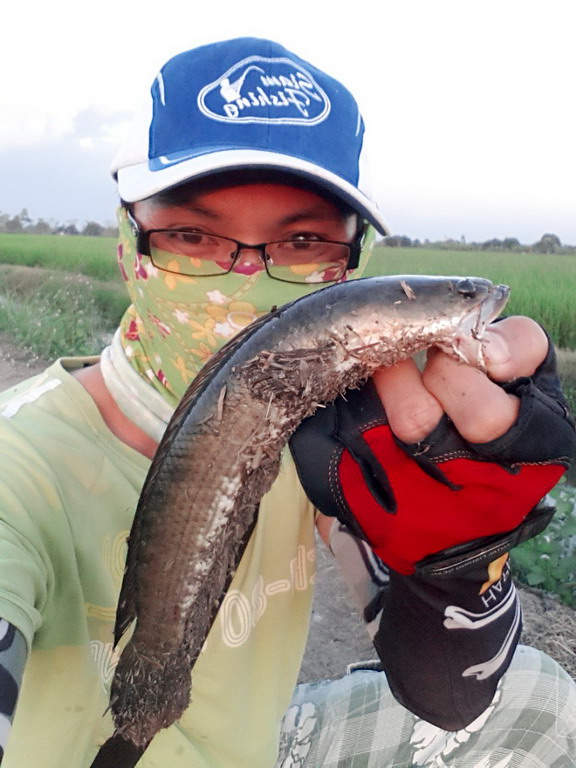^^ ช่อน..วันเด็ก..ก็ต้องออกไปหาเด็กๆกันครับ..^^