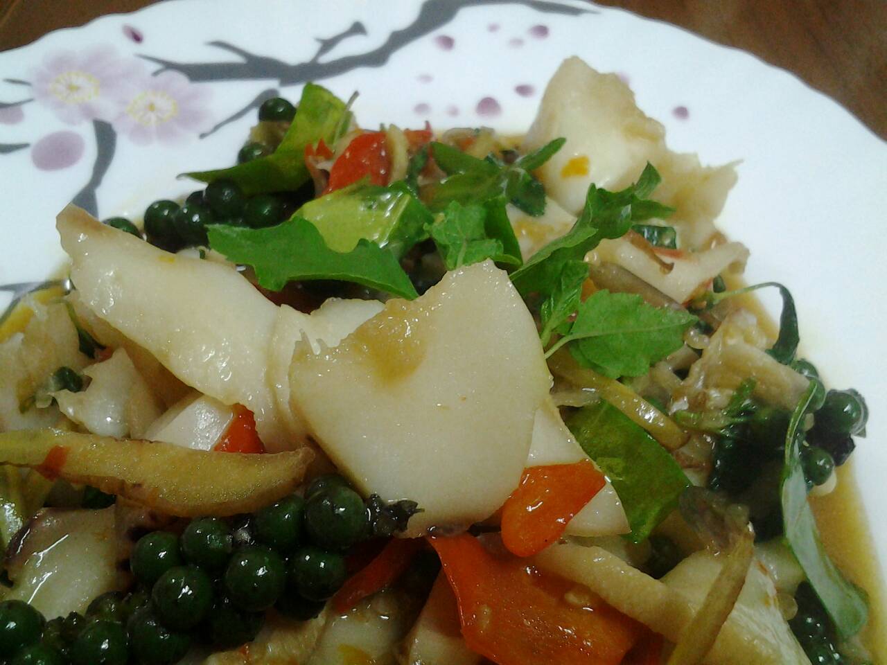 ผัดขี้เมาหอยโข่งทะเล