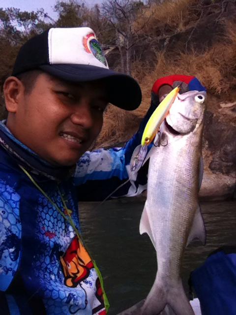 หนีลม ไปตีกุเลาในคลอง