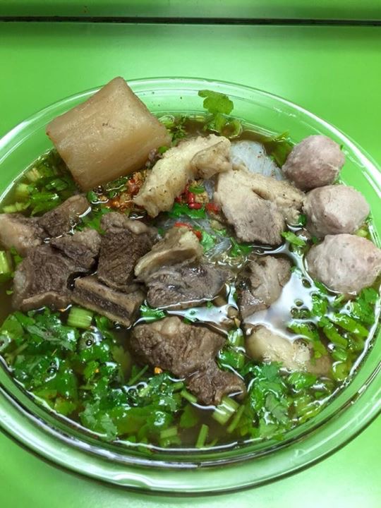 ก๋วยเตี๋ยวเนื้อตุ๋นยาจีน