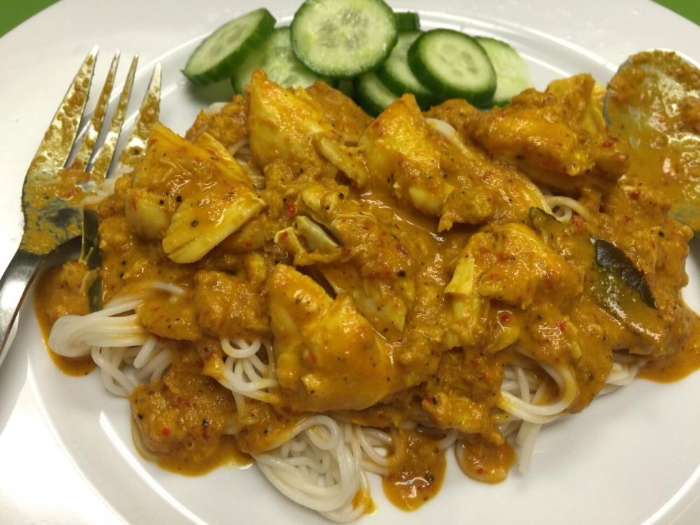 อาหารภูเก็ต "แกงปูหมี่ลวก"