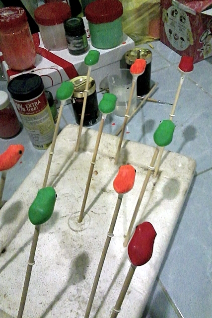กบยางงานบ้านๆ โอบ้านดง