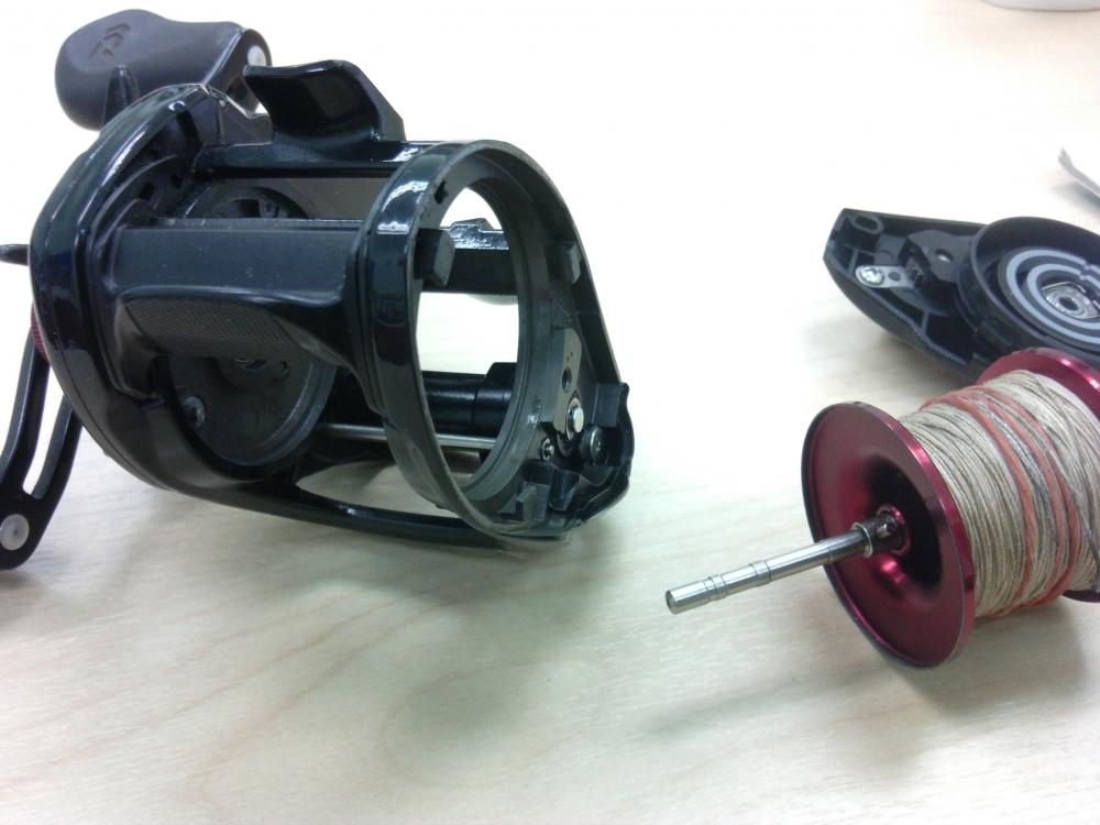 สอบถามเรื่องรอก daiwa tatula type R หมุนฝึดมากๆ