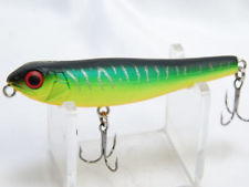  MEGABASS  JR-COAYU 70F 6.1g กับ  MEGABASS  DOG-X (S) 70F 8.4g 
