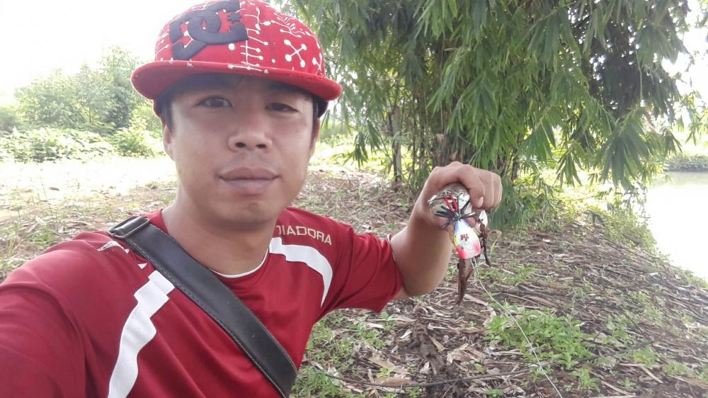 เช้าๆอากาศดีไปเดินเล่นกันดีกว่าคับ