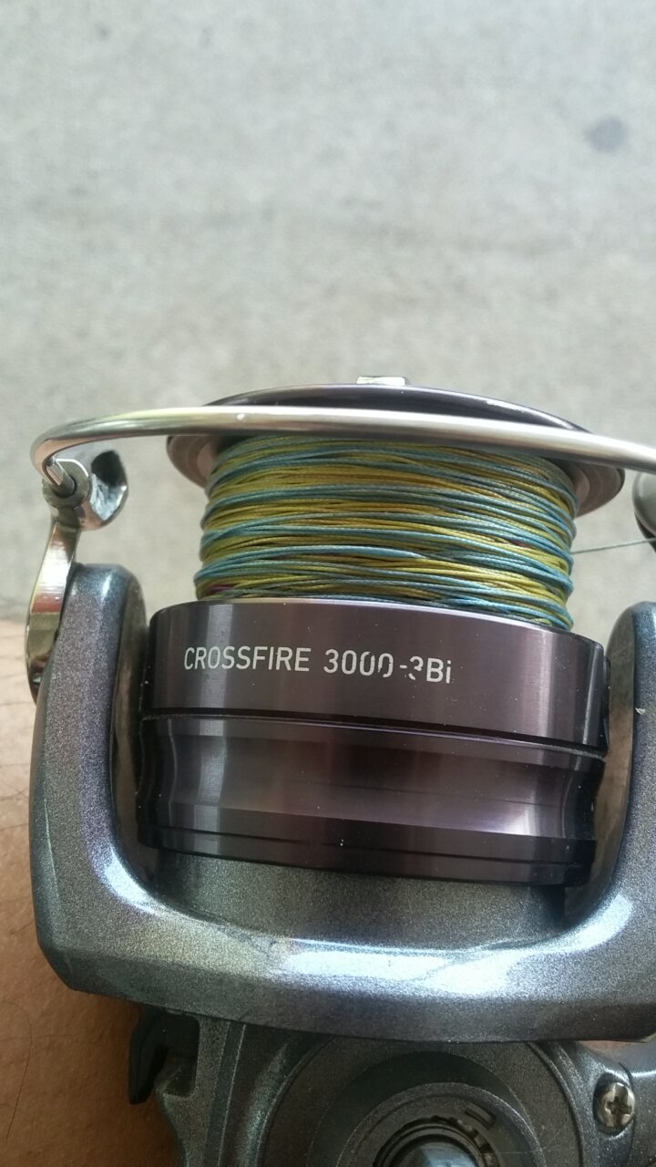 มีขารอก Daiwa Crossfiire 3000 มั้ยครับ