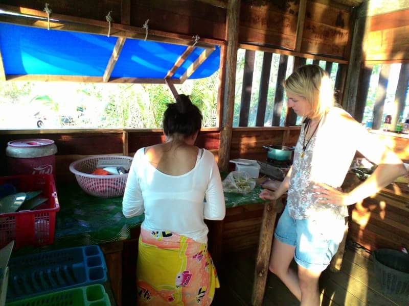กินนอนเที่ยวล่องเรือตกปลาในแม่น้ำยันทะเล(จันทบุรี) 