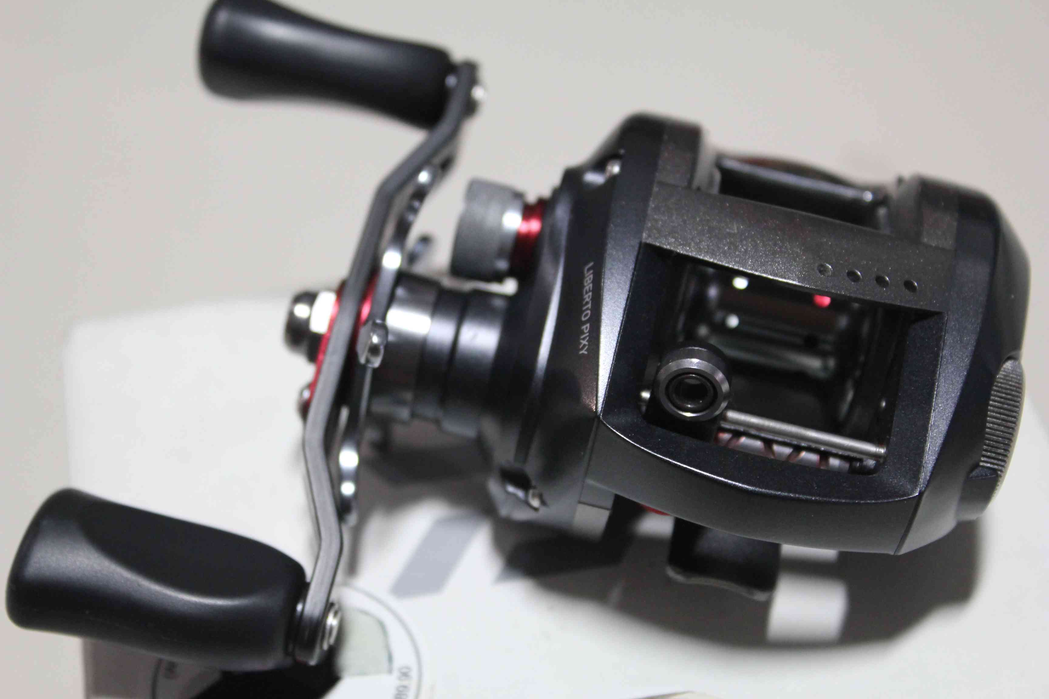 เปรียบเทียบระหว่าง Daiwa pixy px-68 กับ Daiwa px-68 SPR