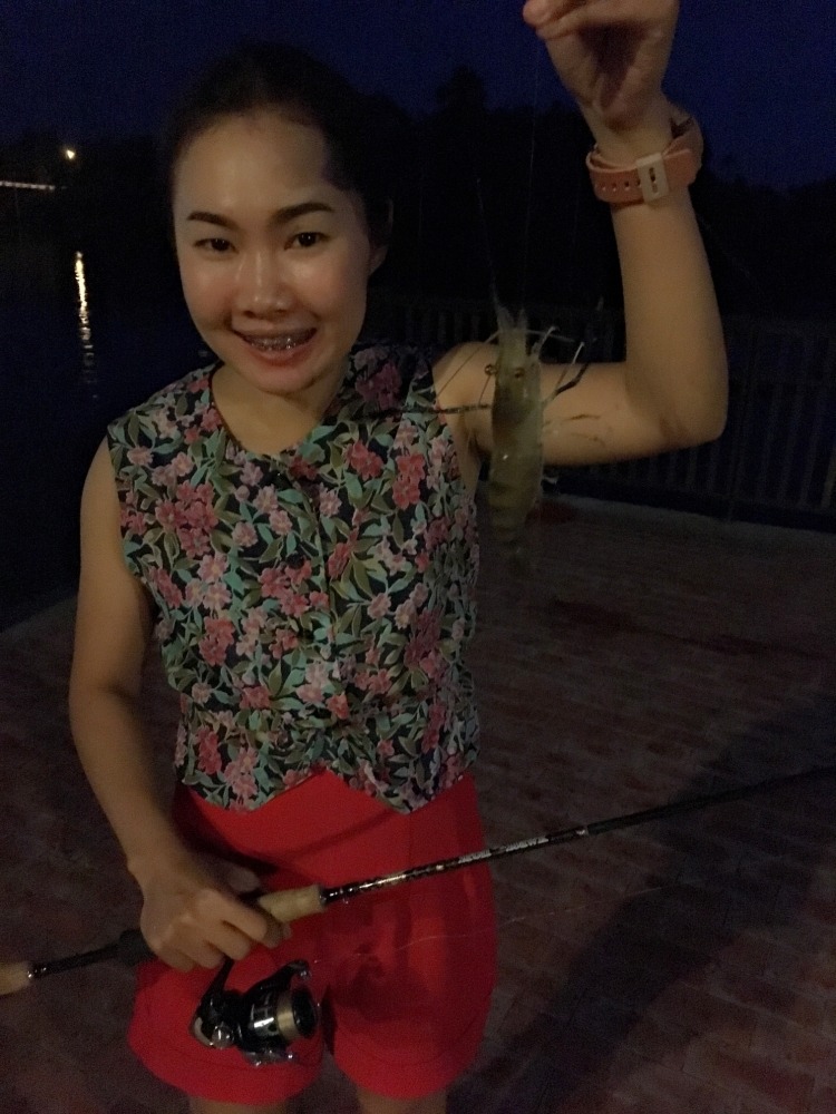ตกกุ้ง อัมพวา