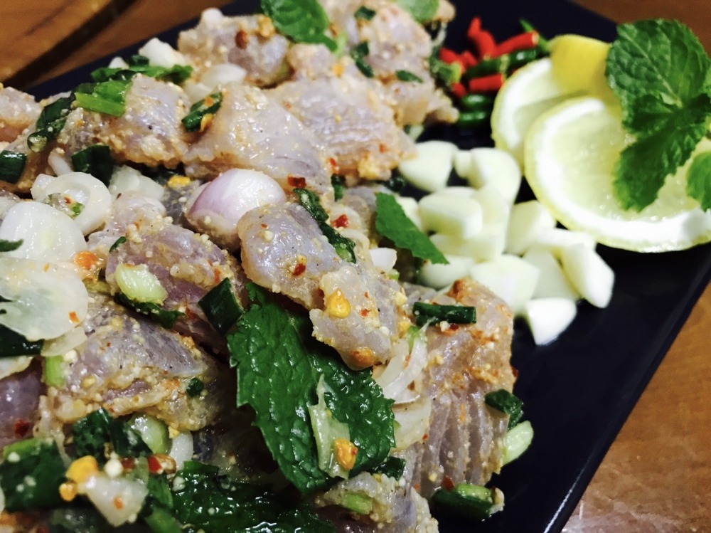 ลาบปลาโอดำ