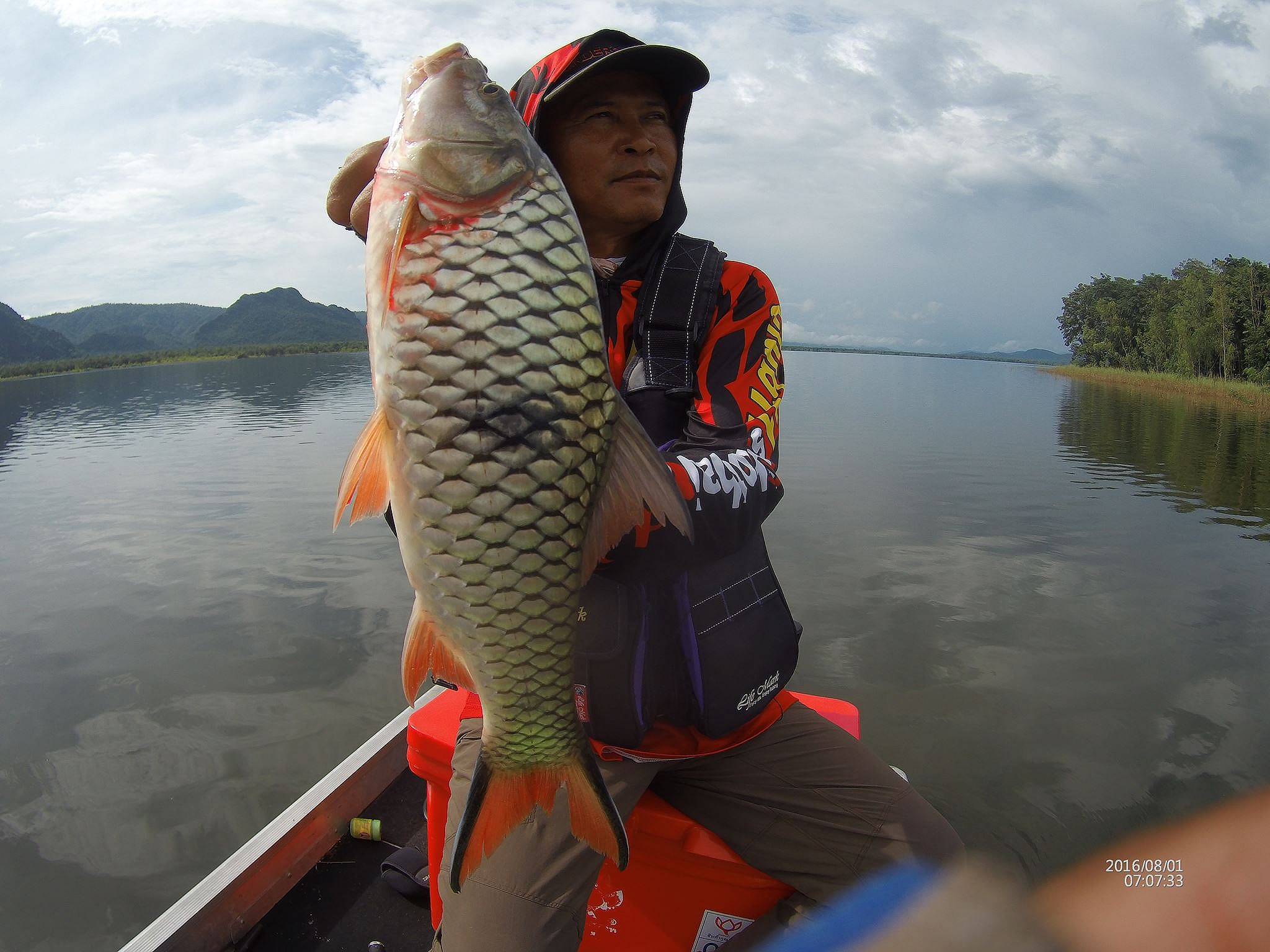 ตกกระสูบ ที่อ่างเก็บน้ำแม่มอก จ.ลำปาง