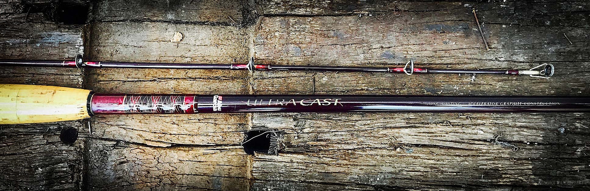 #Abu Ultra Cast Bait 10' First model Gold guide Rod.