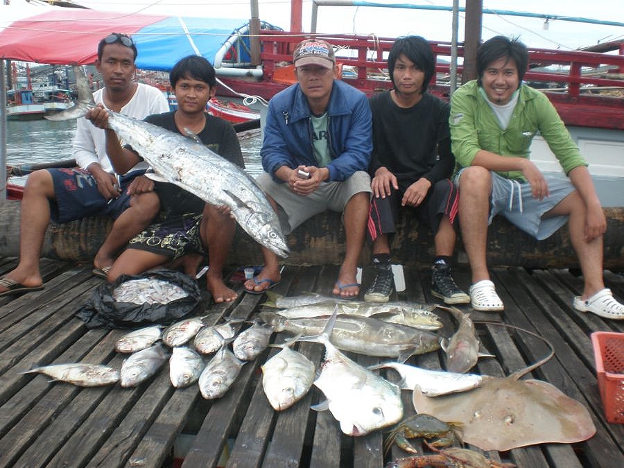 อยากขอเบอร์ ไต๋นนท์ แสมรสารหน่อยคับ 