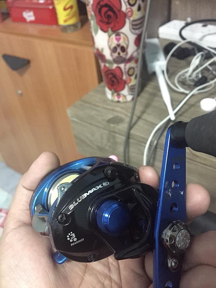 สอบถามครับ ผมมีบอก Abugasia Blue max ควรซื้อคันแบบใหนครับ