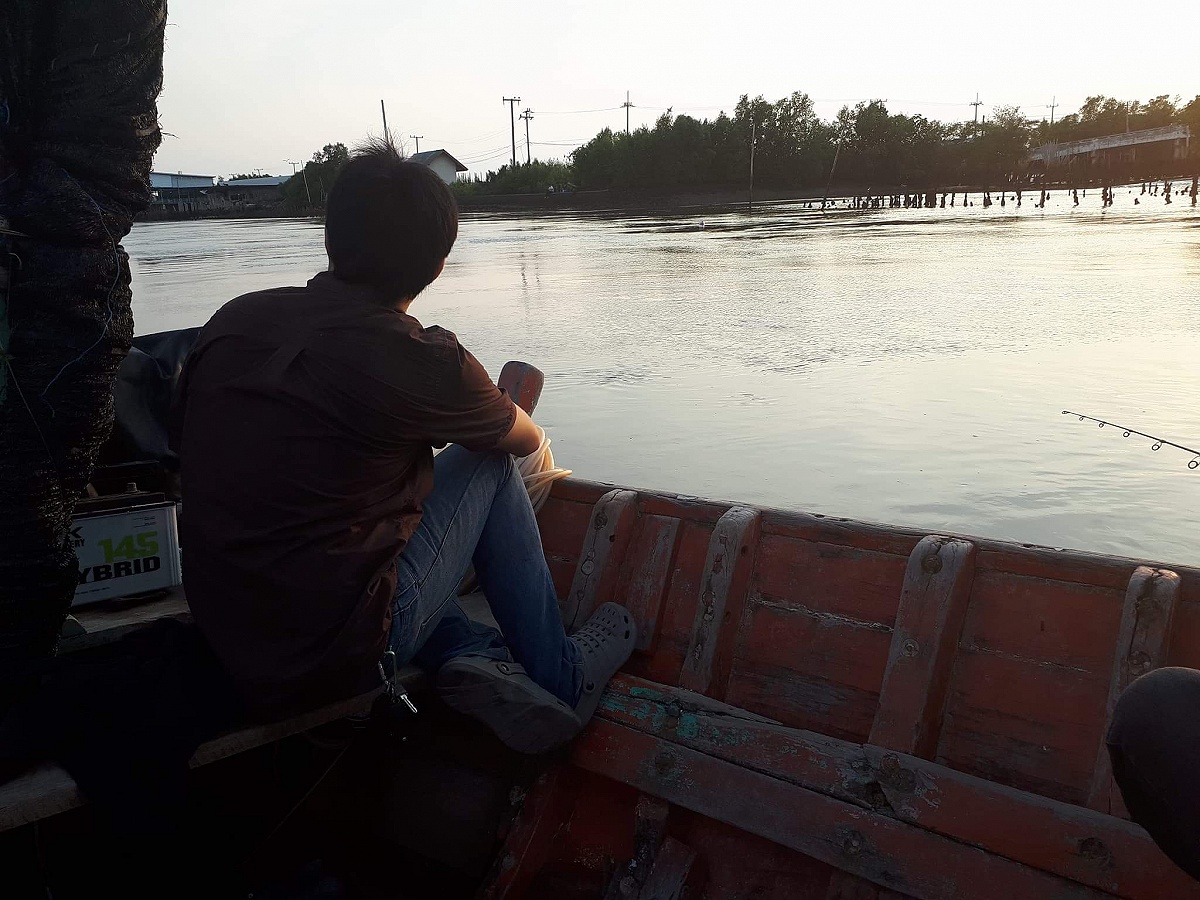 ล่องเรือตกปลากดที่บางขุนเทียนชายทะเล