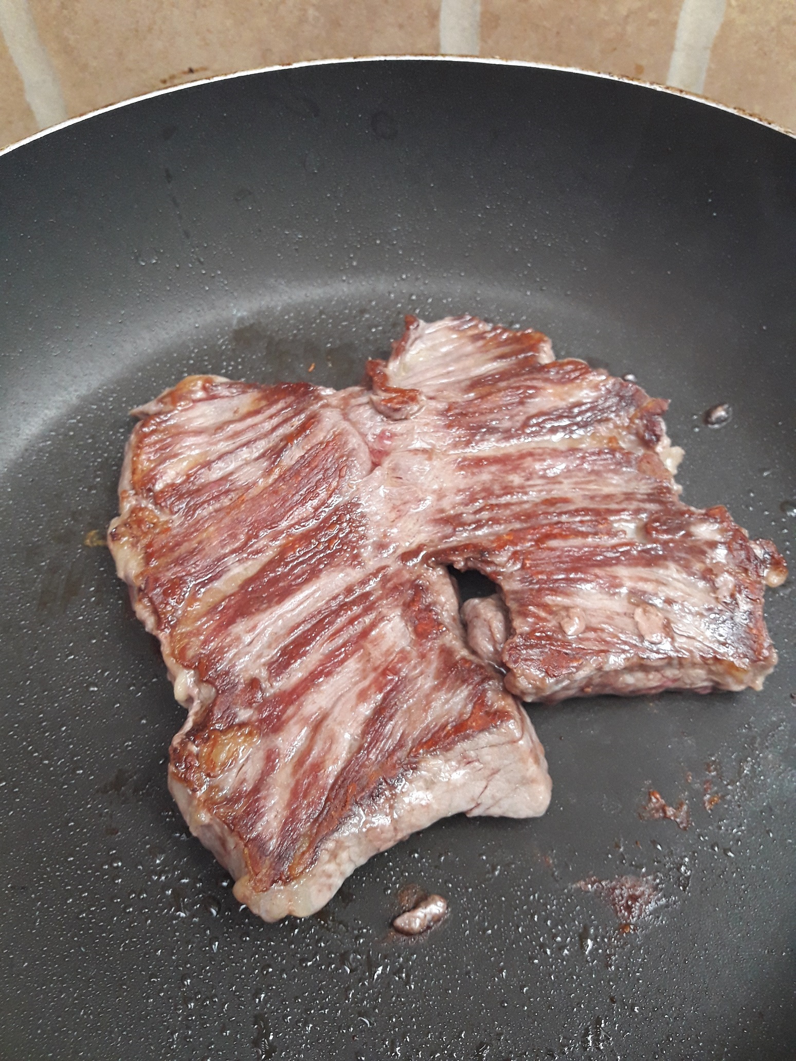เนื้อจี่กระทะ /Pan Fried Steak/ 厚切り焼肉