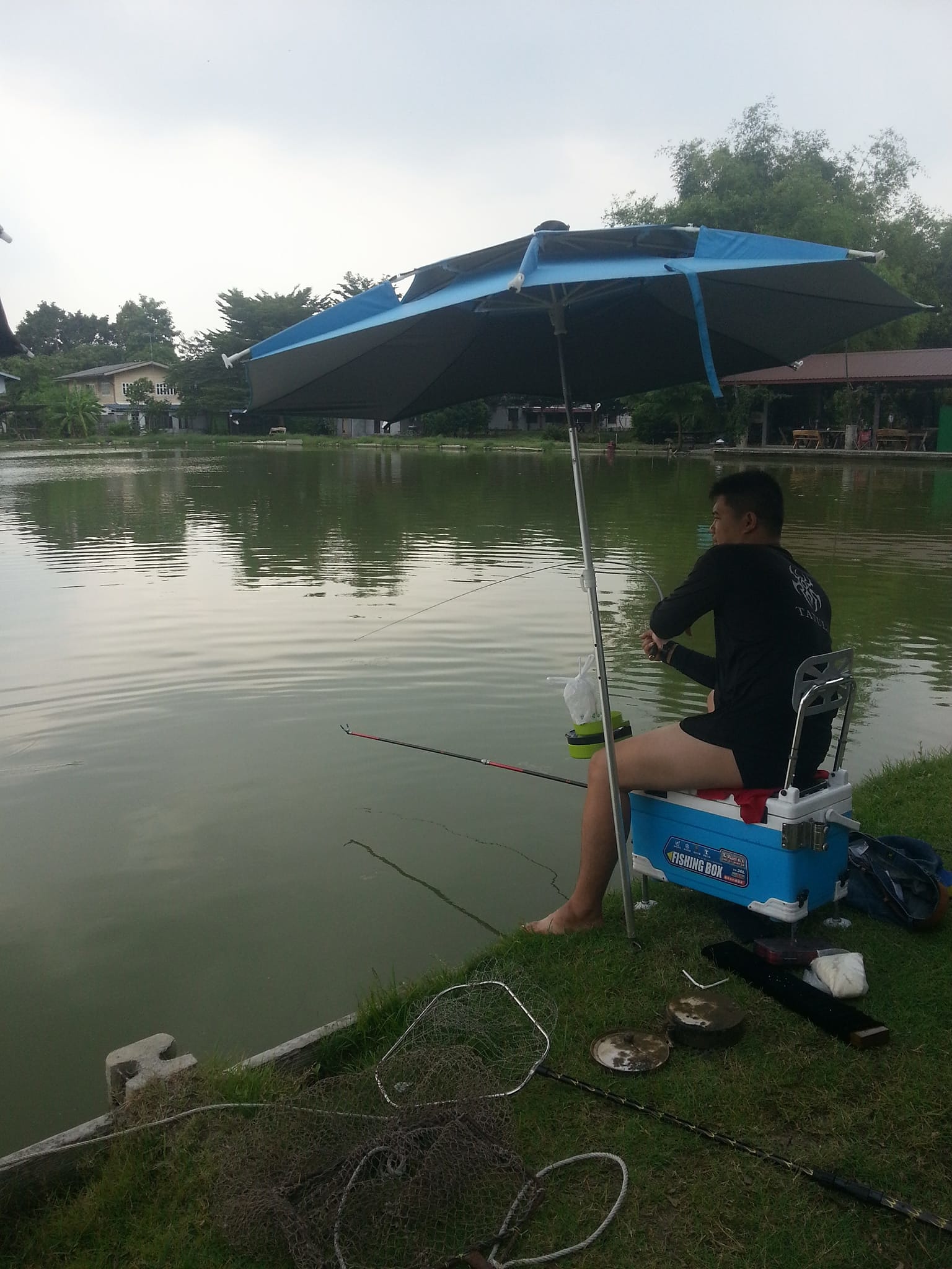 เมื่อมาซ้อมตกซ่งกับโปรเอกเล็กครับ..แฮร่ ๆ (แอดเป็นเพื่อนกันได้ครับ)
