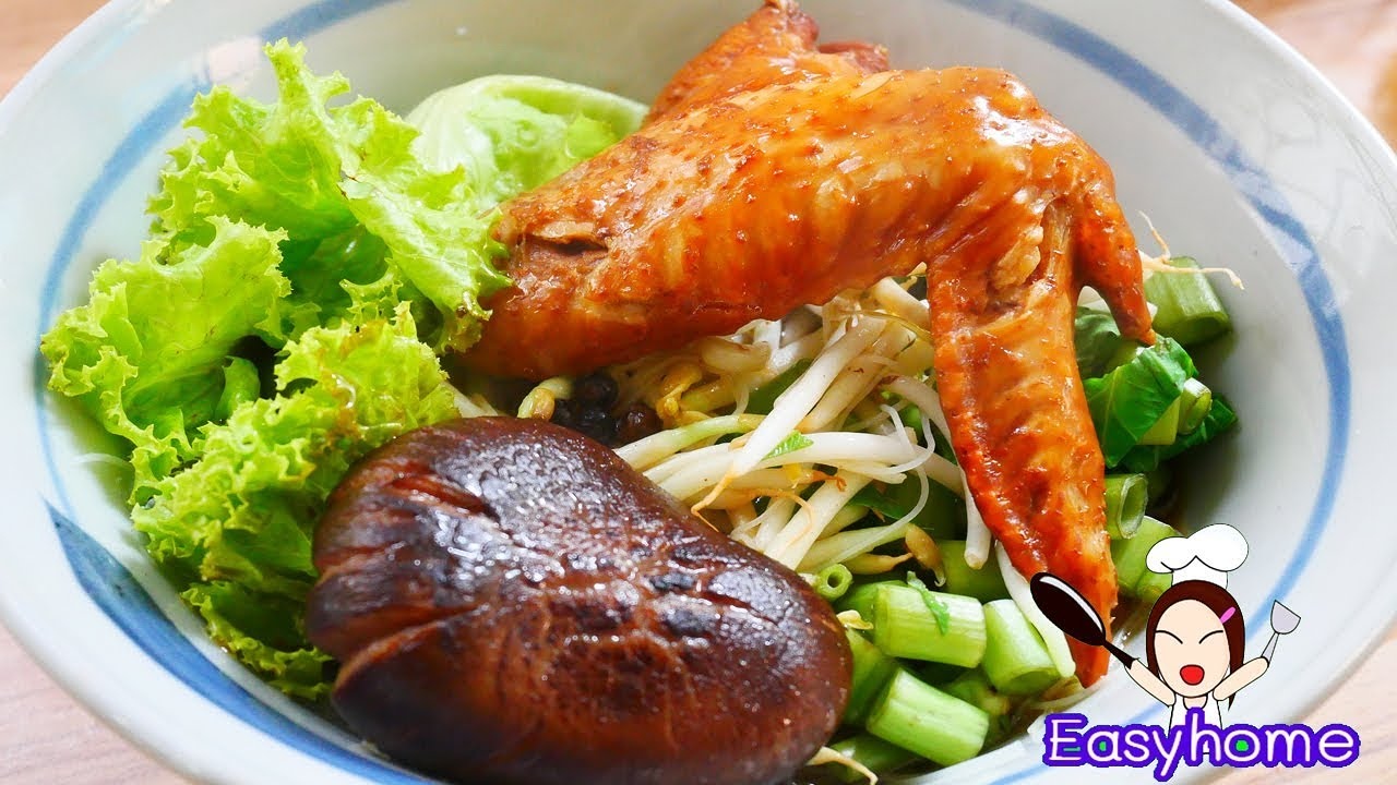 แชร์สูตรก๋วยเตี๋ยวไก่ตุ๋น ทำง่ายๆๆอร่อยสามารถทำขายได้หอมกลิ่นยาจีน