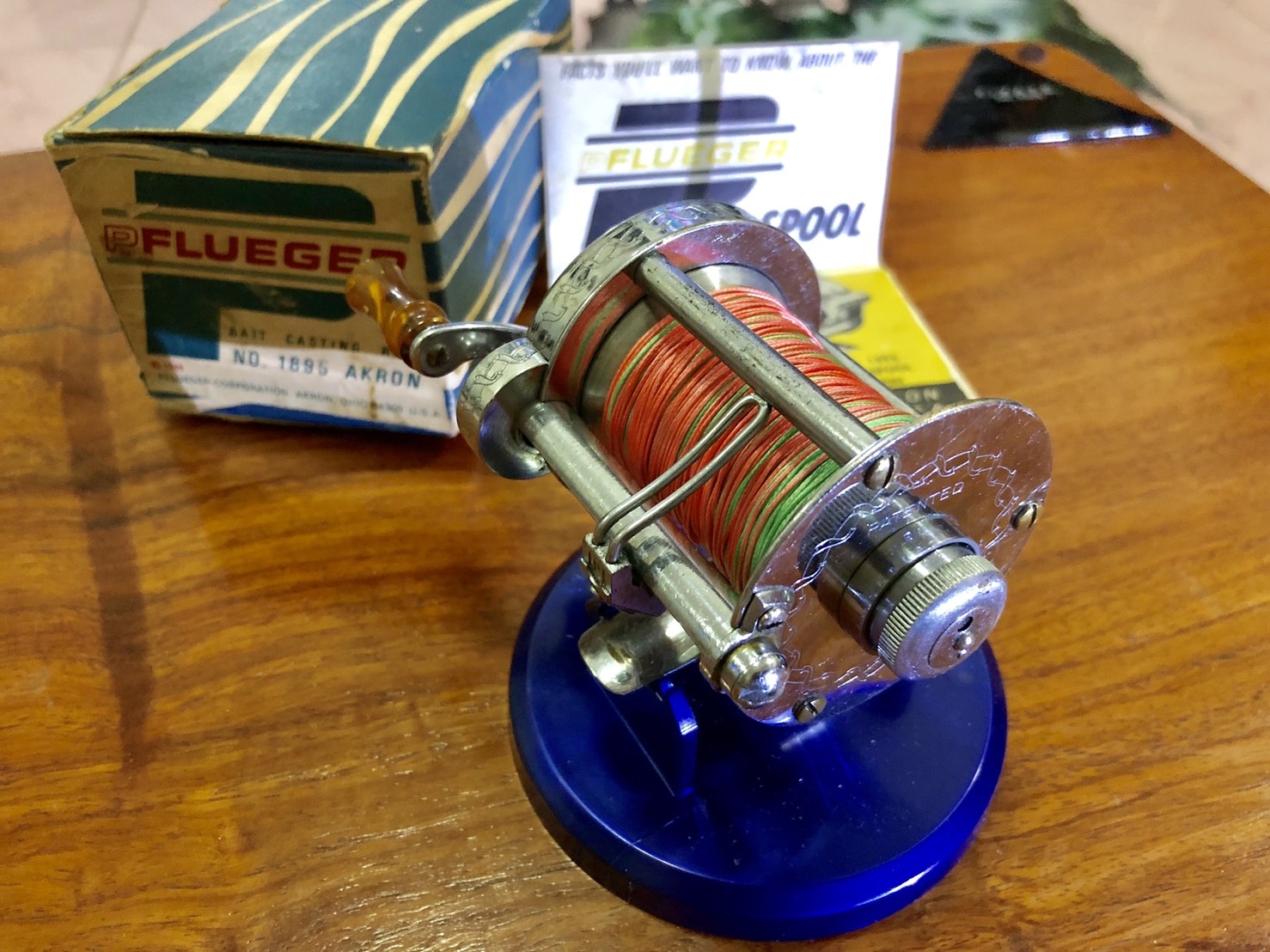 ~Pflueker No.1895 Free Spool Akron Bait Casting Reel เก่าๆ แก่ๆ ~