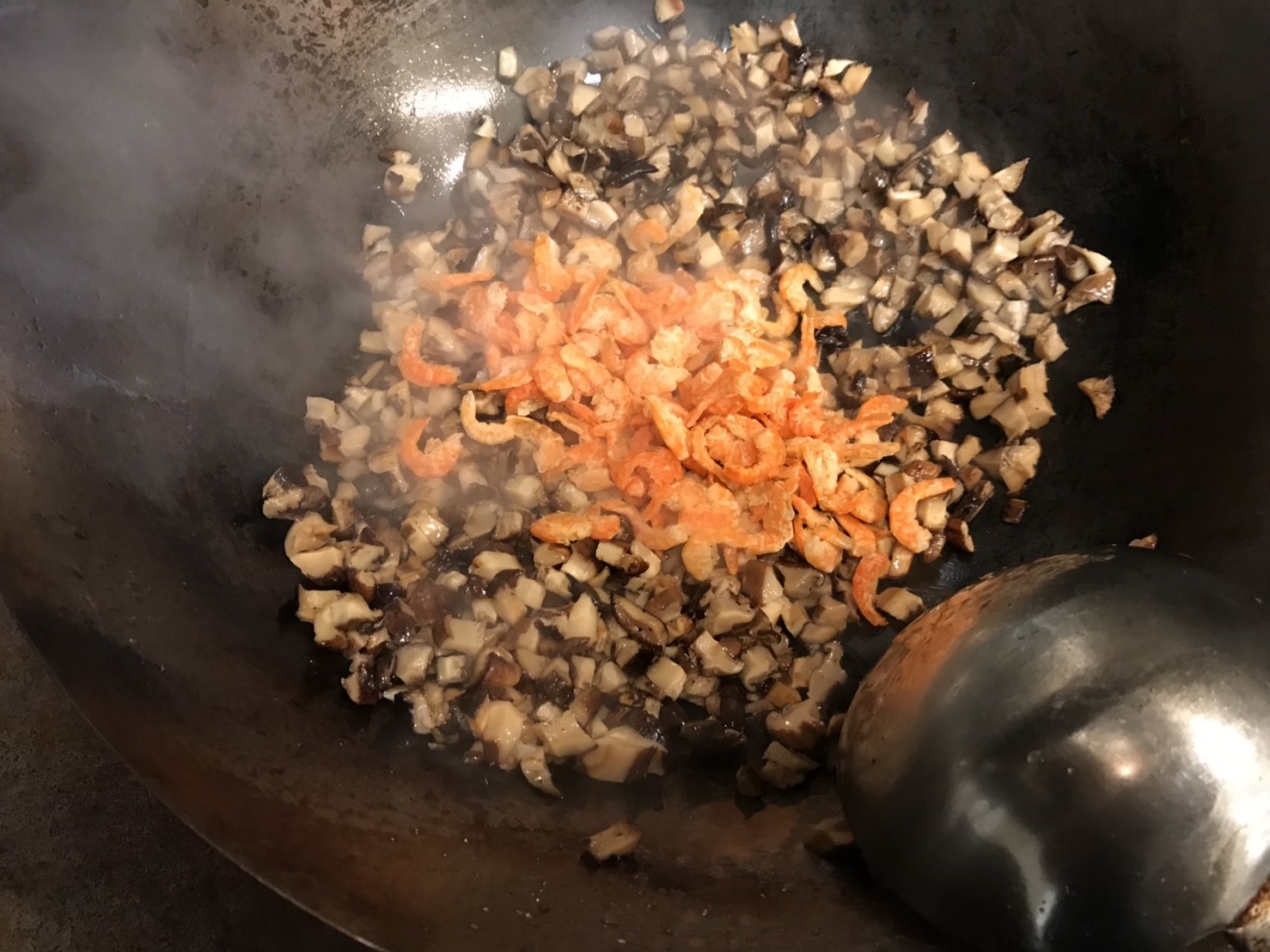 ข้าวเหนียวห่อใบบัว