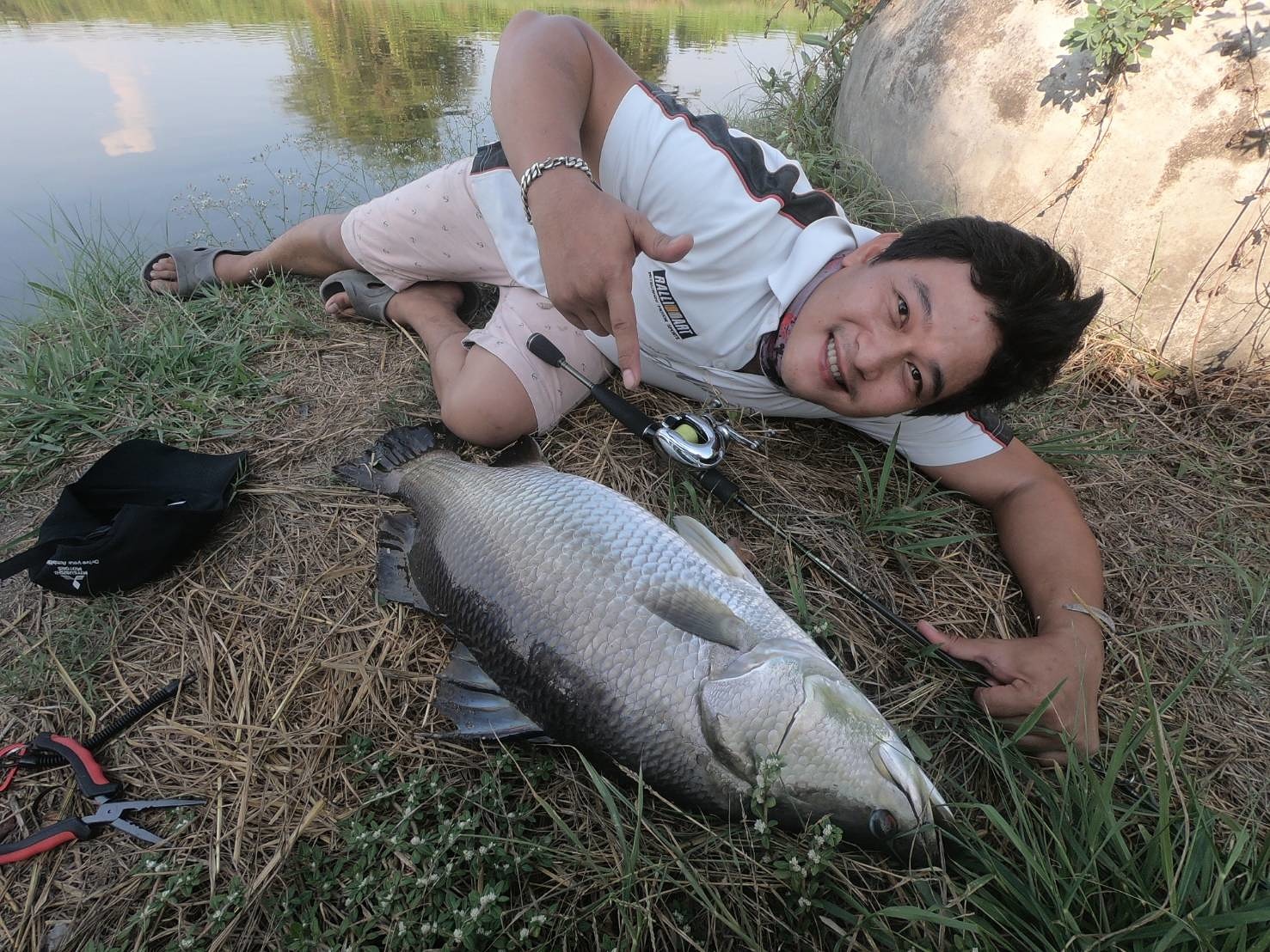 ทำลายสถิตตัวเองด้วยกระพง 10.2 kg. 