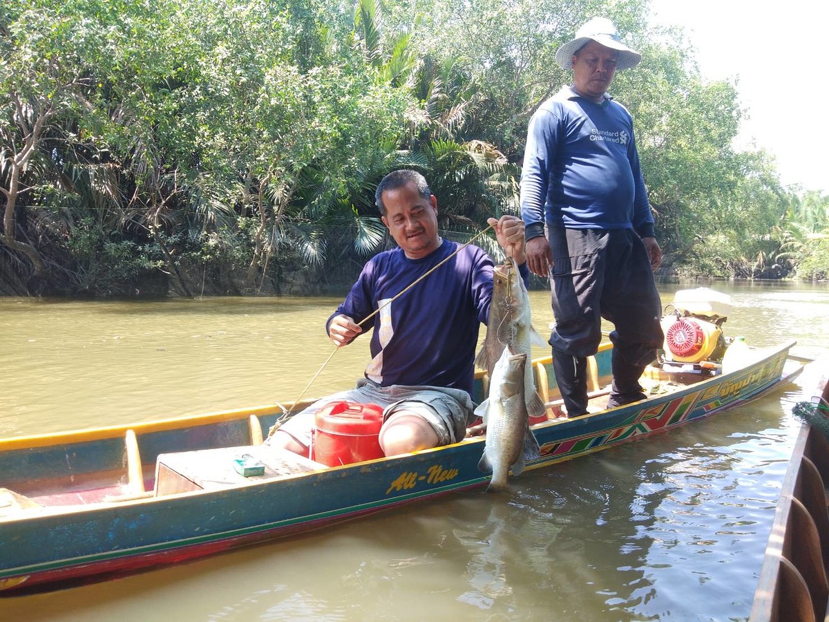 กระพง+กุ้งก้ามกามแม่น้ำเพชร