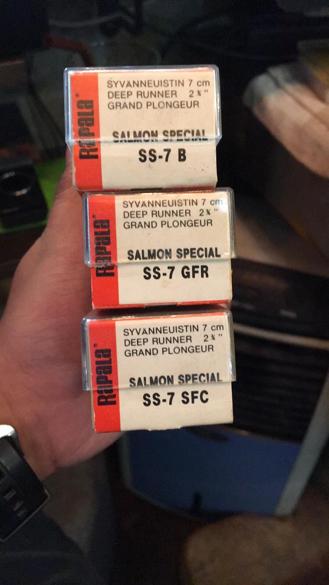 Rapala SS-7 salmon special ตอนนี้ราคาซื้อขายเท่าไหร่ครับ