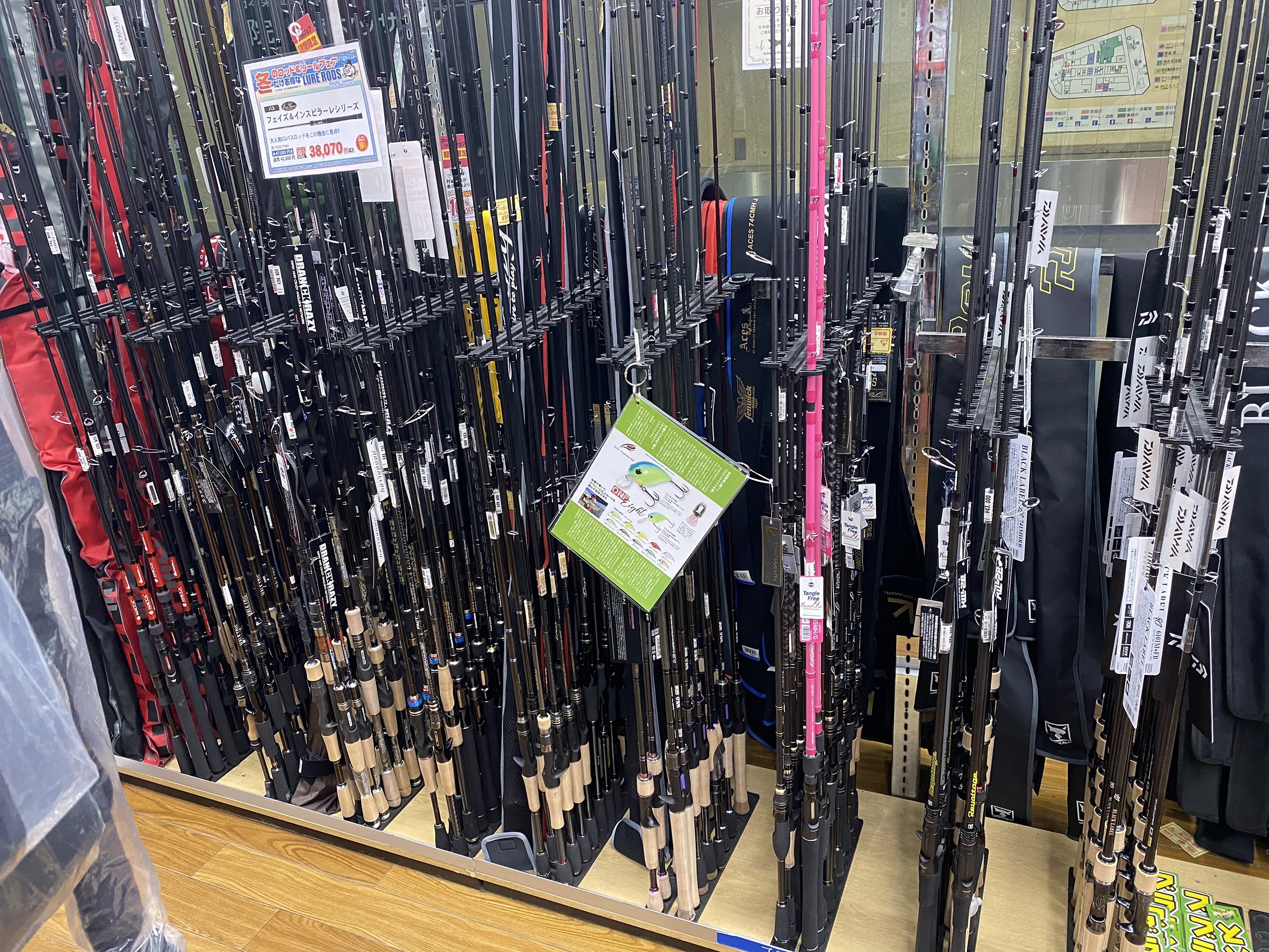 ไปญี่ปุ่นมาซื้อรอก Abu CARDINAL II STX จับคู่กับอะไรดีครับ