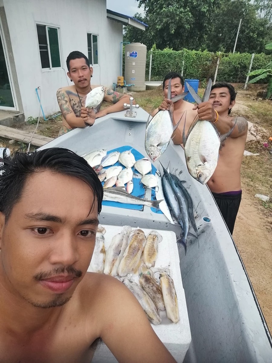ทริปขี่พายุครับ  ข้าวปลากินไม่ได้เลย