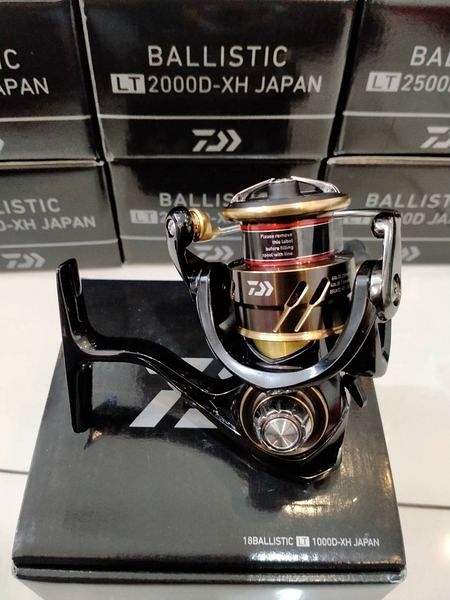 SHIMANO VANFORS 1000 กับ รอก DAIWA Ballistic LT 2000 JAPAN เลือกตัวไหนดีครับ