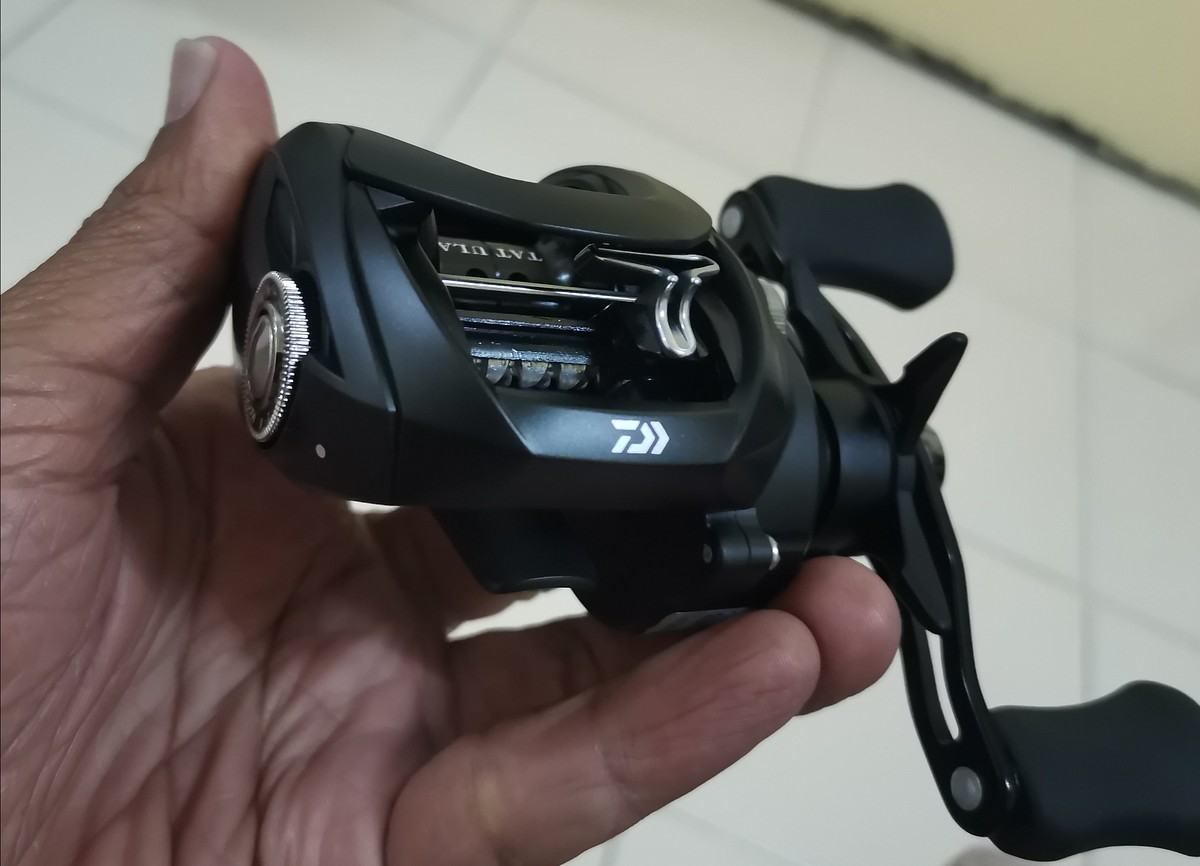 ฝาปรับหน่วงสปูนDaiwa tatula 100hlฝืดมาก