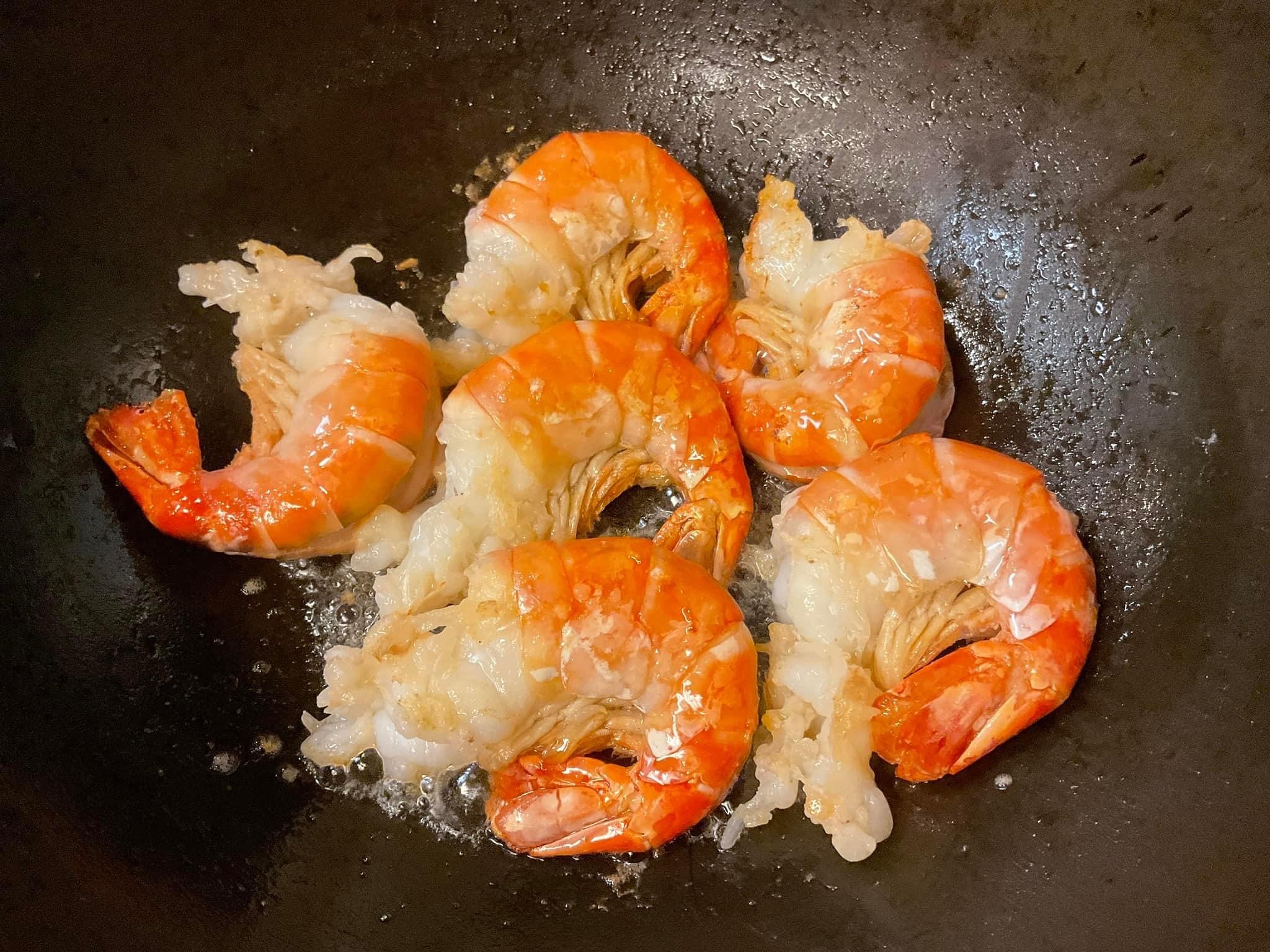 กุ้งผัดกะปิ