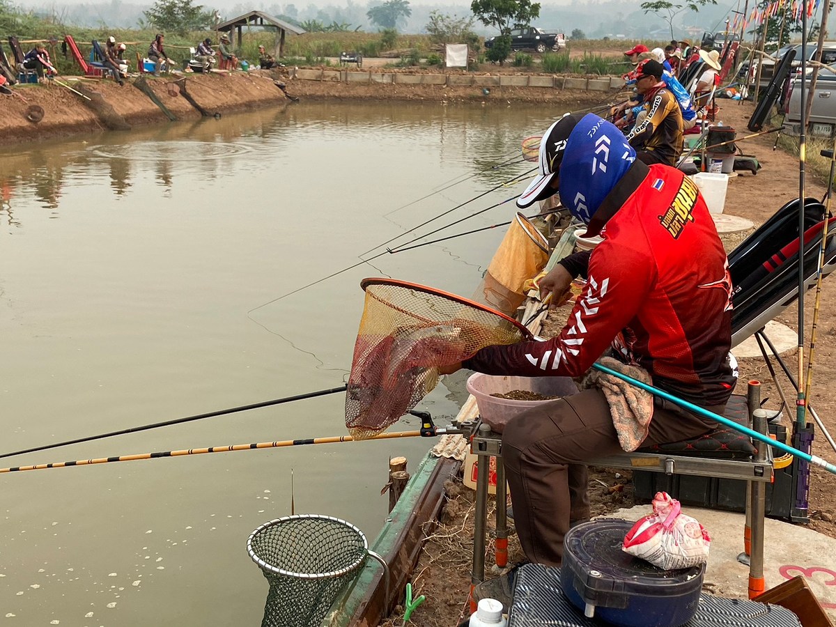 บ่อปลาอิคคิว มีนา Fishing