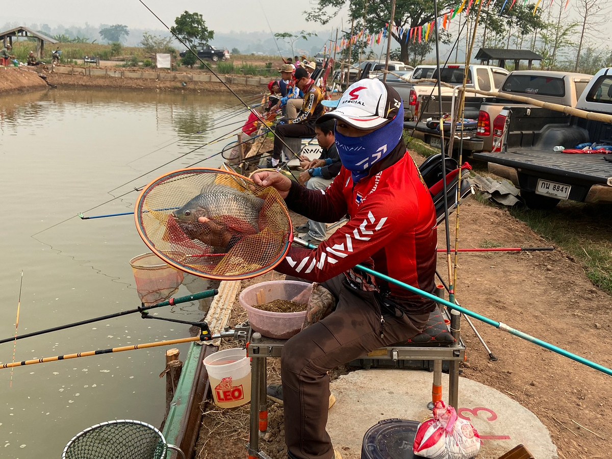 บ่อปลาอิคคิว มีนา Fishing