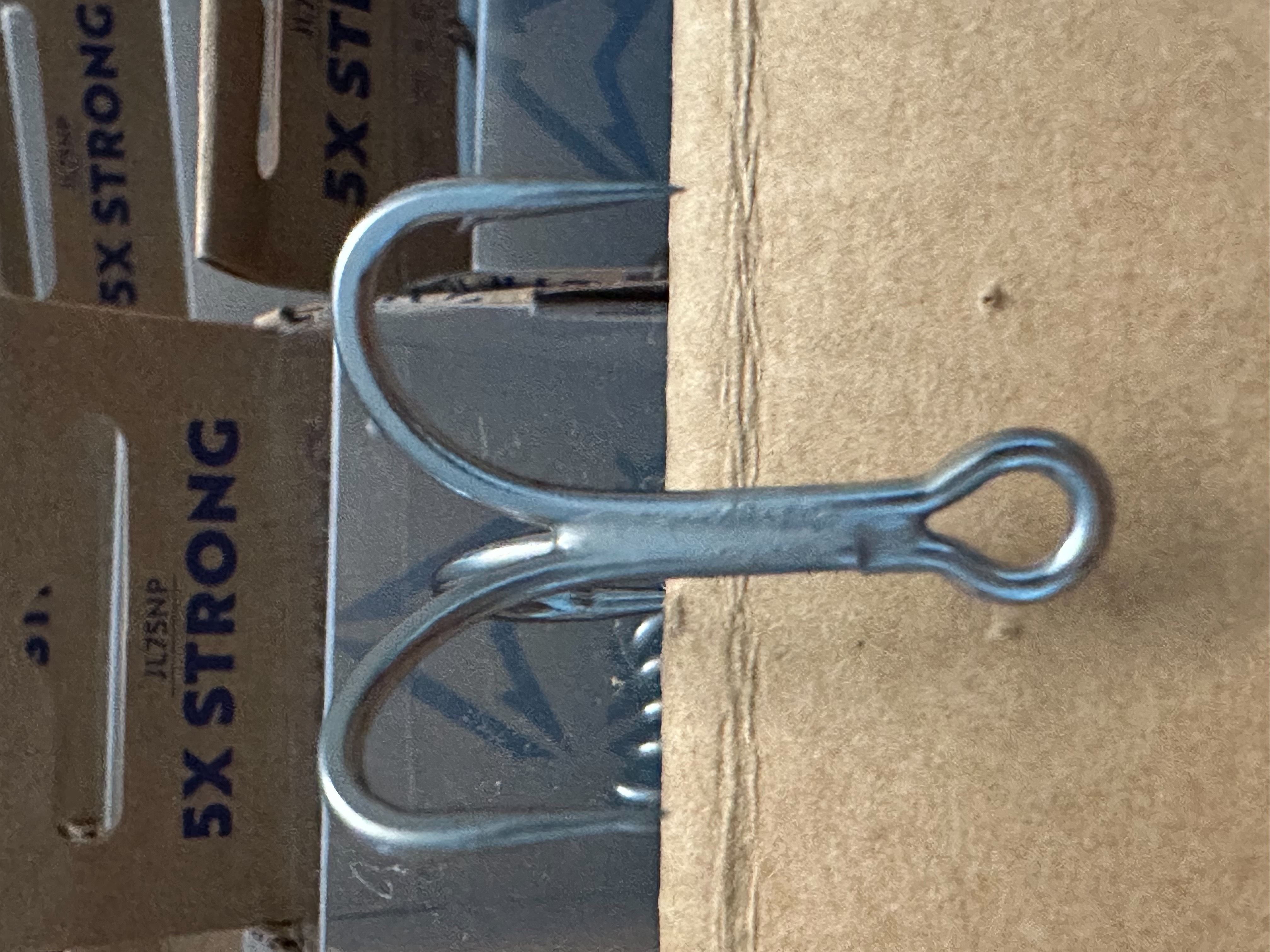 MUSTAD JAW-LOK IN-LINE TREBLE HOOK - 5X 