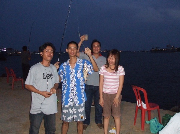  " ท่าทราย " ข้างโรงเรียนนายเรือ