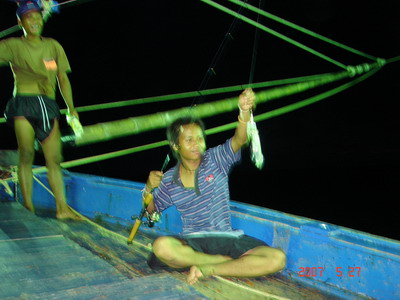 พาเด็กน้อย...ตกหมึกจันทบุรี