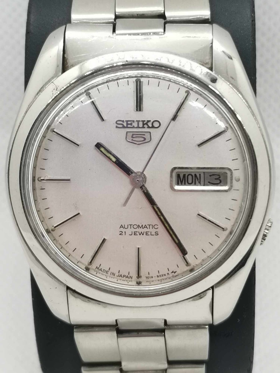 นาฬิกา Seiko 5​ Automatic หน้าปัดสีขาว ของแท้100%