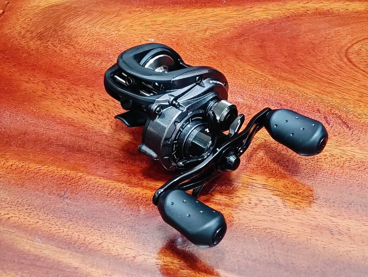 ABU GARCIA PMAX4-L หมุนซ้าย (ขายแล้วครับ)