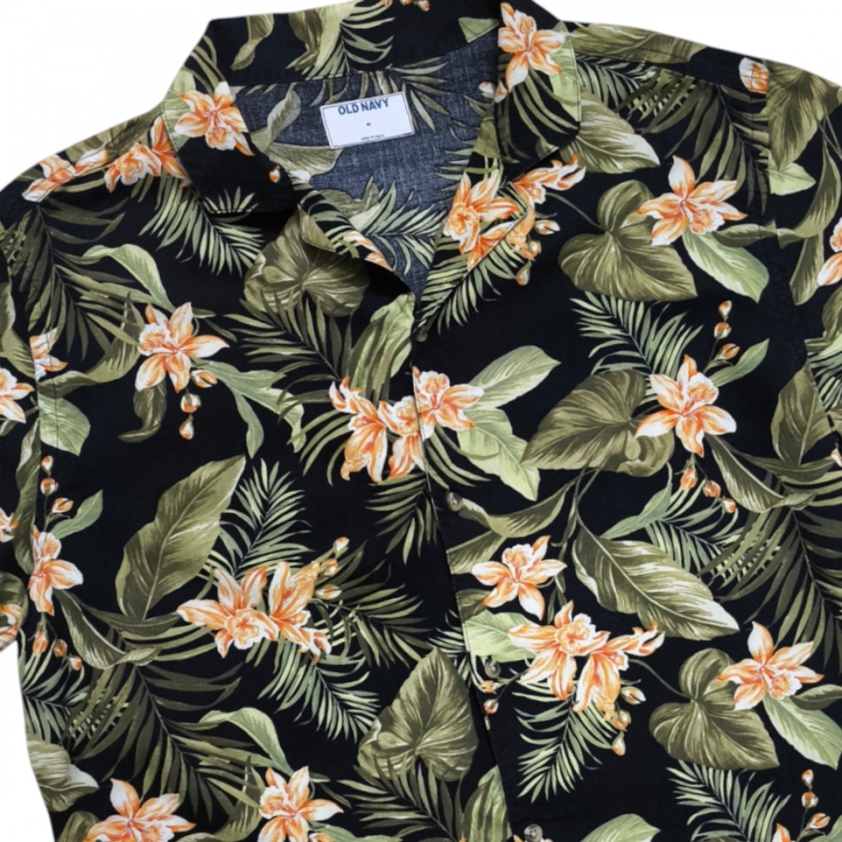 OLD Navy  เชิ้ตแขนสั้นสีดำสวยมากอก48นิ้ว 