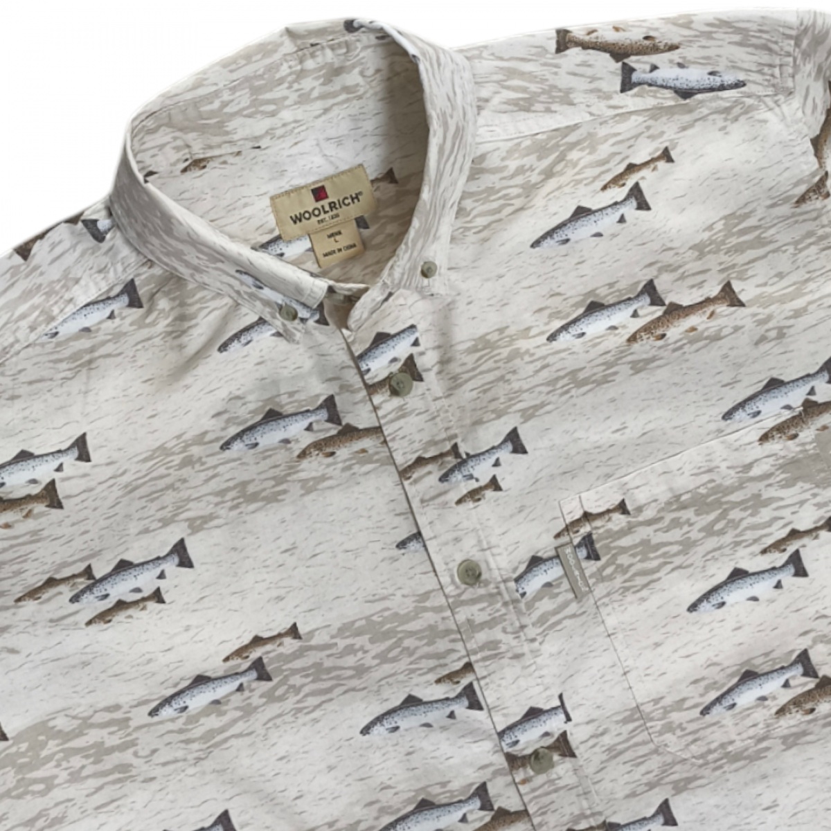 WOOLRICH Fish เชิ้ตแขนสั้น  กระเป๋าต่อลายปลาสวย  