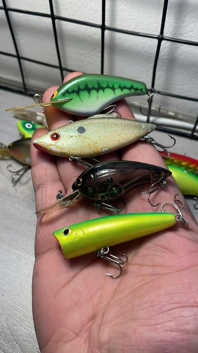 25.Lure JAPAN 7cm 7g
26.Rat-L-Trap 7cm 16.3g
27.Daiso Crank 4.5cm 4.1g ==== SOLD OUT
28.JAPAN GRE