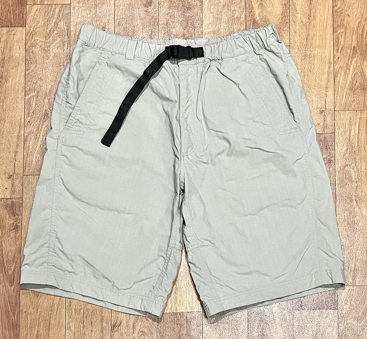 กางเกงขาสั้น UNIQLO SHORT PANTS 