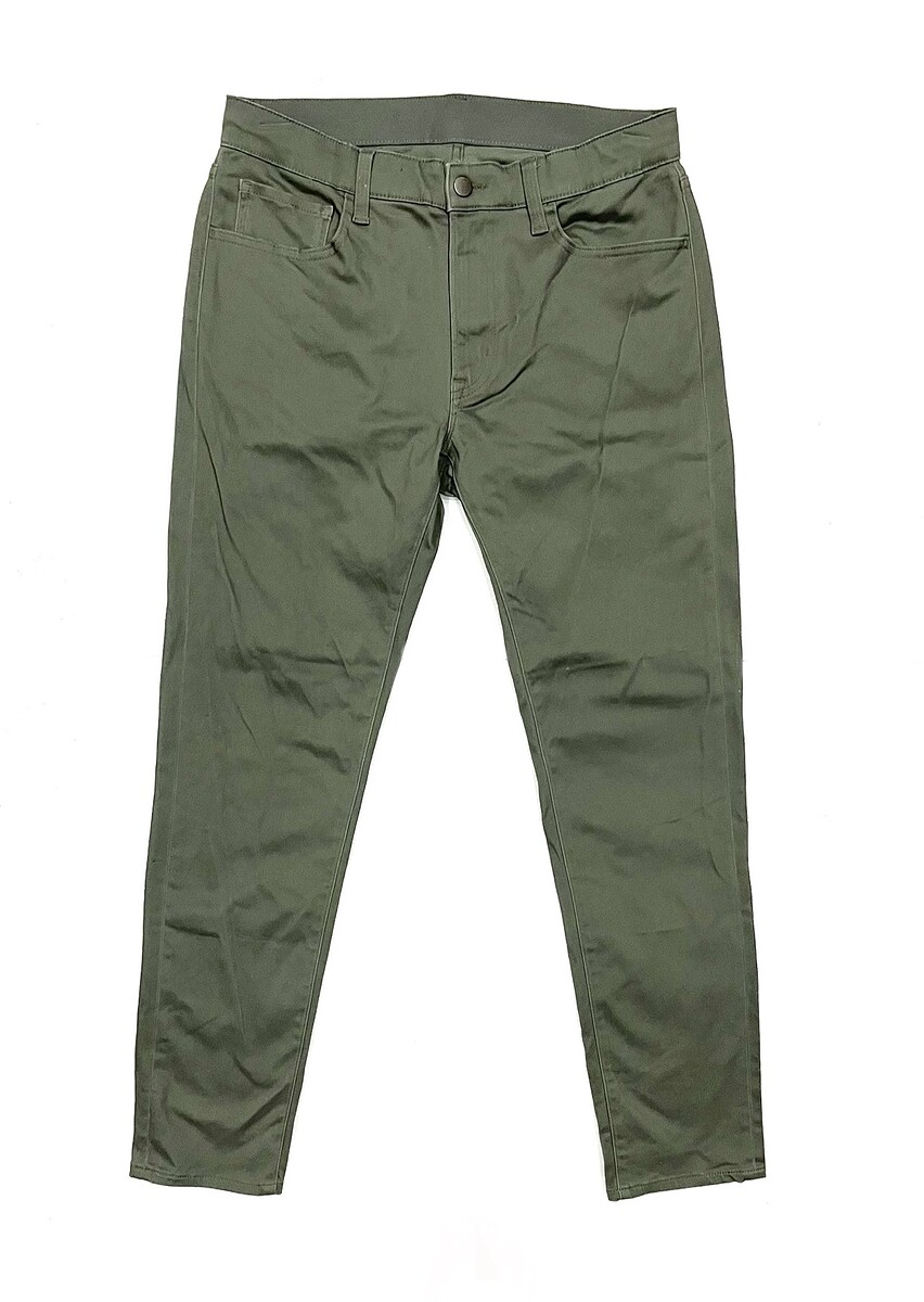 ~ € ~  กางเกง UNIQLO ULTRA STRETCH (32-33)       200.-  