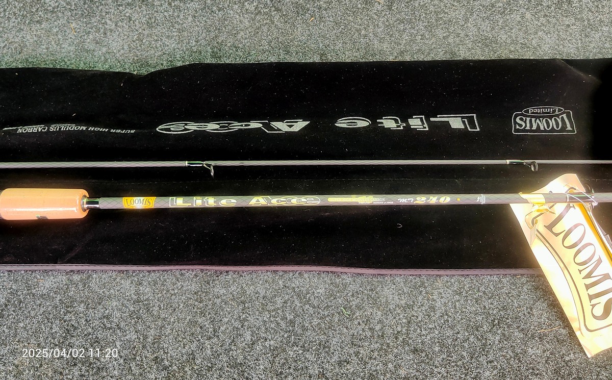 คัน Lomis Ace 240(8 ฟุต) ป้ายห้อย [url='http://siamfishing.com/mysfc/idx.php?link=auction-topic-open