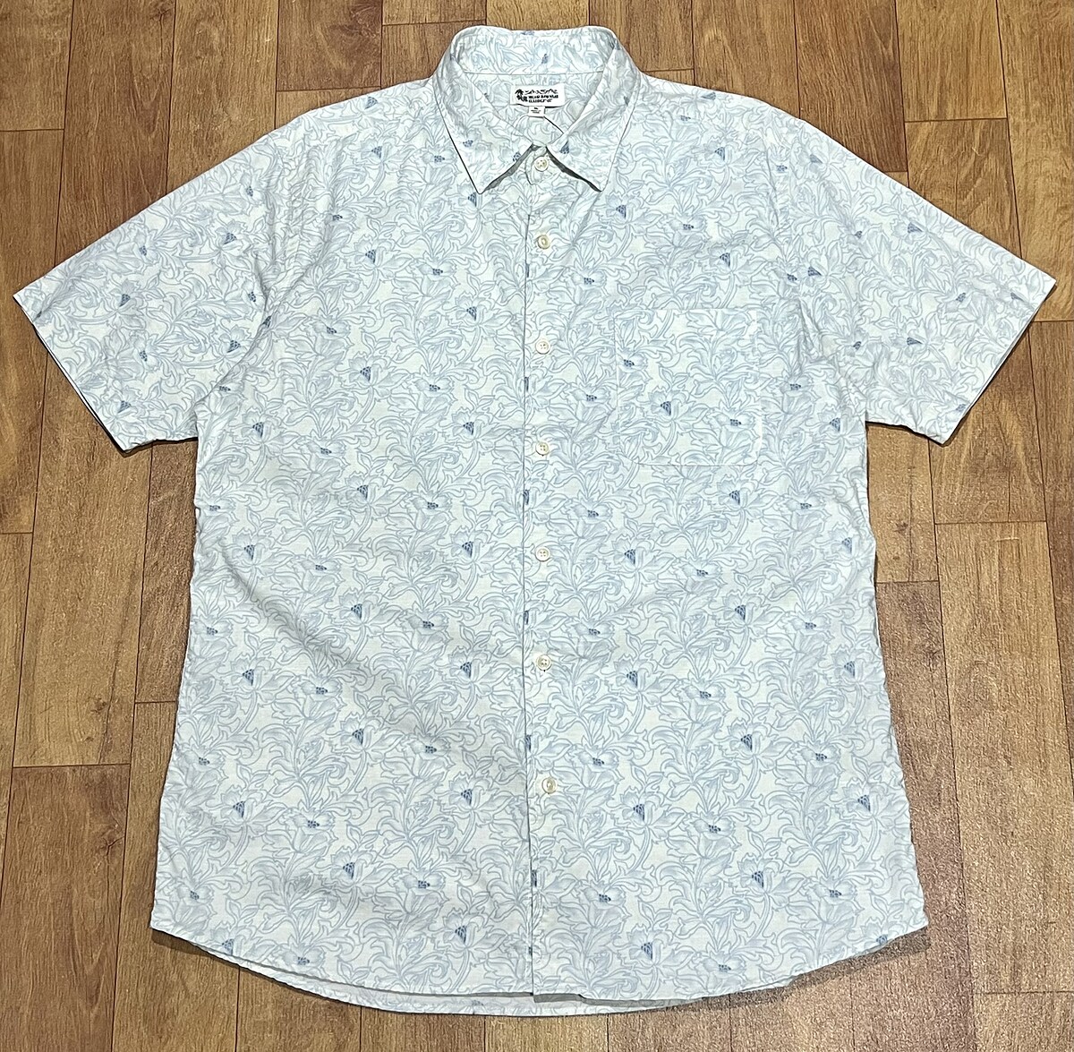 เสื้อเชิ้ตแขนสั้น UNIQLO PRINTER SHIRT 