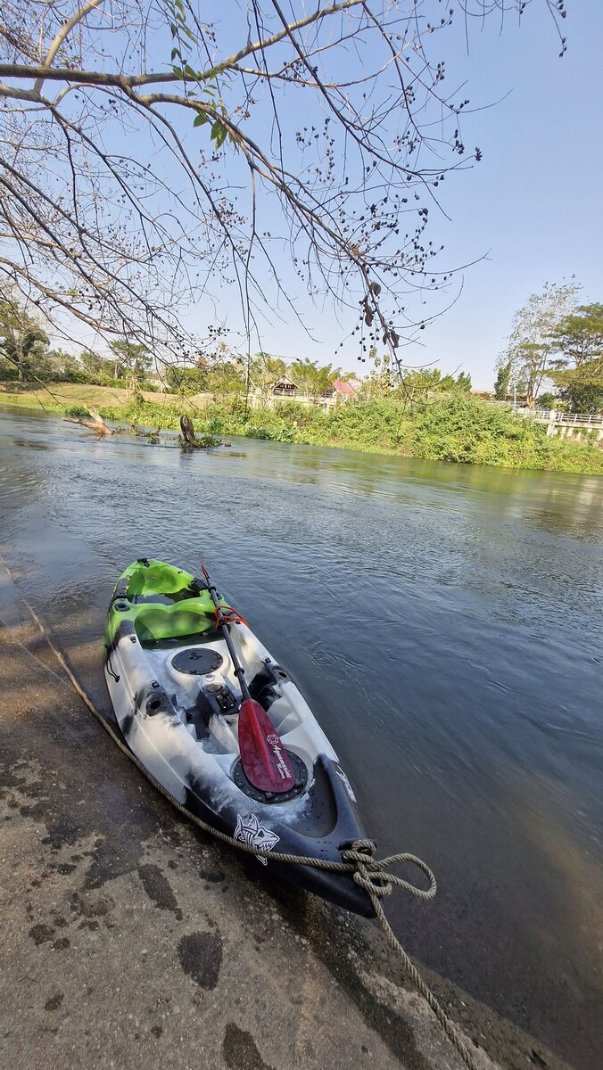 เรือคายัค ตกปลา ตีเหยื่อปลอม