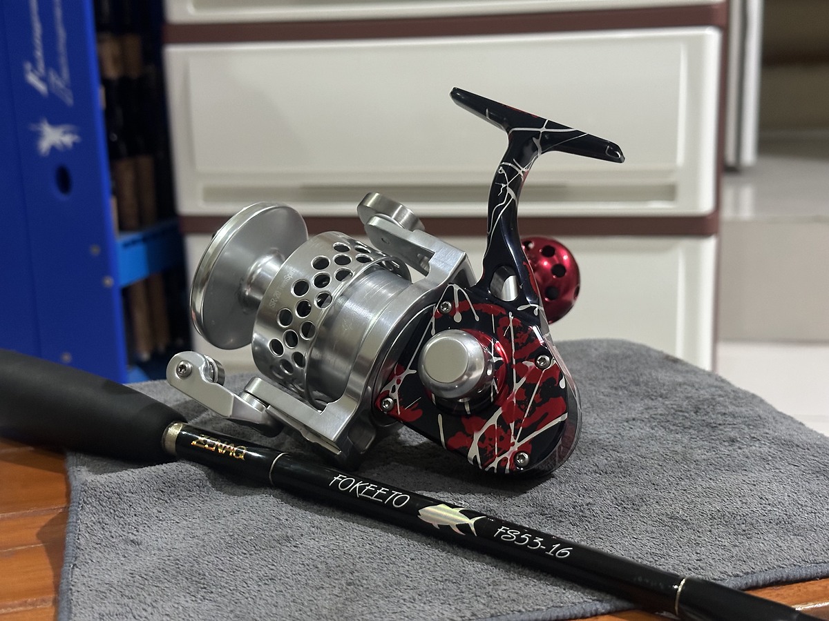 หารอกเบท Accurate BX500N , รอก Jigging Master PE4 ครับ